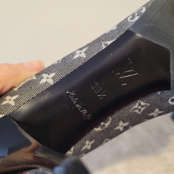 Louis Vuitton LV Pumps Heels 38.5 - Picture 10 of 10
